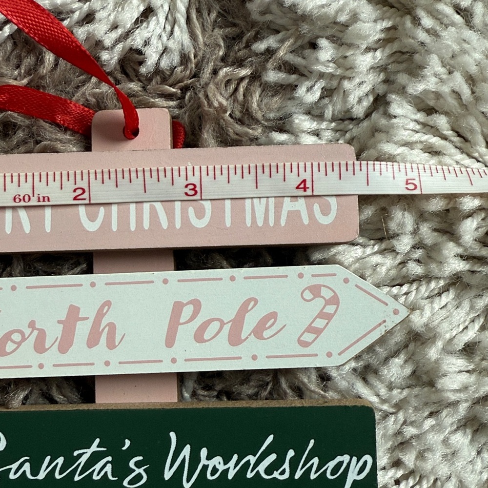 🎅🏼Festive Christmas Ornament - Picture 6 of 6